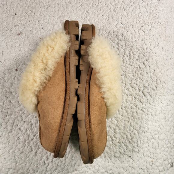 UGG Scuffette II Shearling slippers Chestnut girls size 4 - Picture 3 of 7